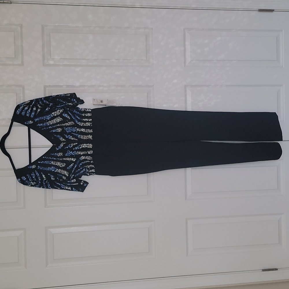 Aidan Mattox beaded top romper, New with tags, size 6. Black bottom.